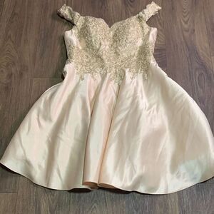 VTG Cindy collection off the shoulder belle dress. Sparkle low cut mini dress pr